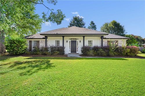1145 Wakefield Dr W, Mobile, AL, 36695-8439 | Card Image