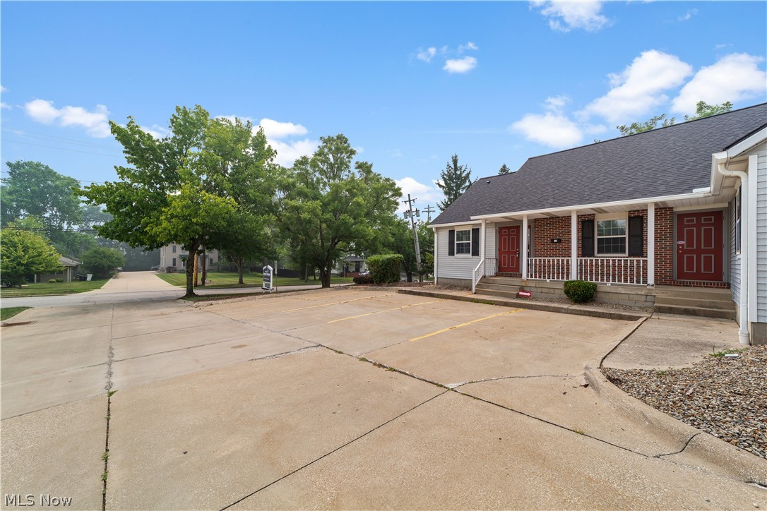 Commercial Lease in Medina 3
