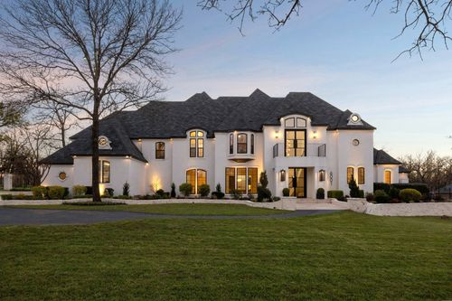 6001 Pine Valley Dr, Flower Mound, TX, 75022-6511 | Card Image