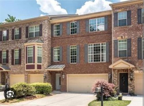 5583 Julian Pl, Atlanta, GA, 30342-1313 | Card Image