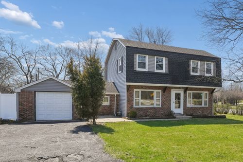 901 E Sunrise Rd, Addison, IL, 60101-4130 | Card Image