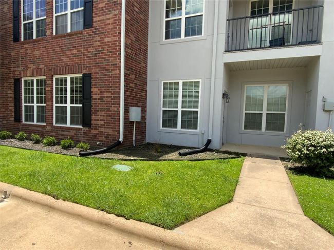 Patio | Image 23