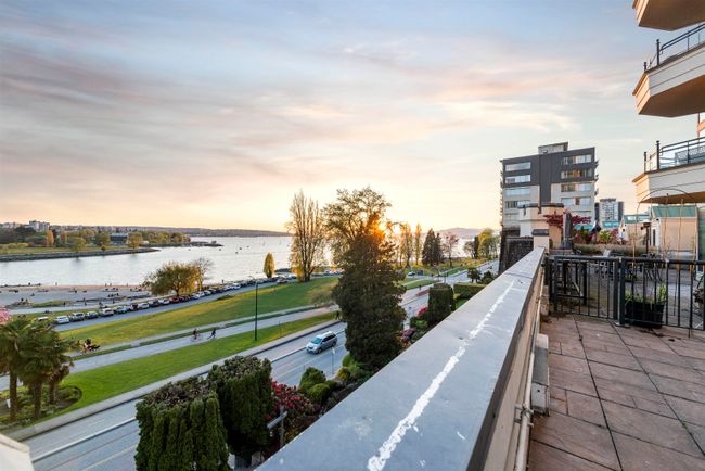 401 - 1311 Beach Avenue, Condo with 2 bedrooms, 2 bathrooms and 2 parking in Vancouver BC | Image 18