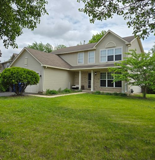 2201 Andrew Trl, Montgomery, IL, 60538-4012 | Card Image