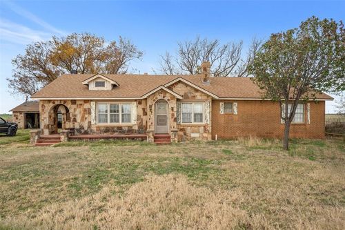 2852 Cr 115, Seymour, TX, 76380 | Card Image