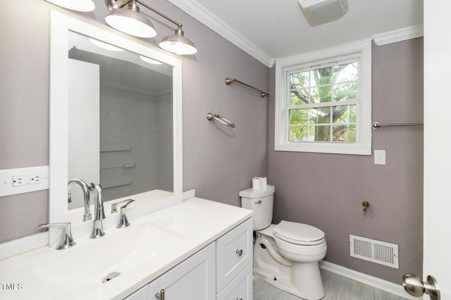 26-web-or-mls-208 S Andrews (21 of 37) | Image 26
