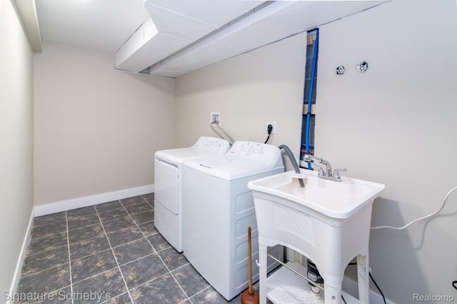 New Washer and Dryer | Image 37