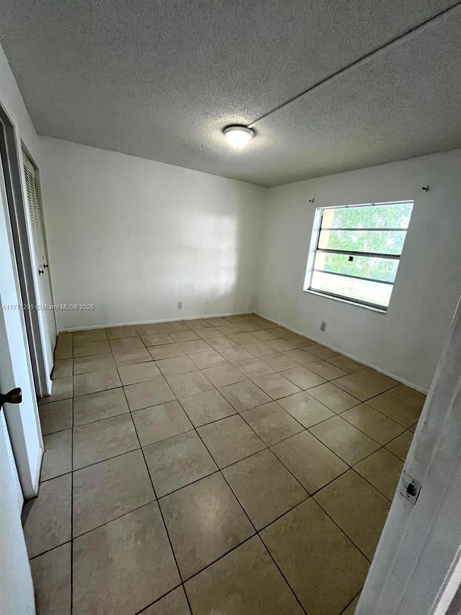 11562 - 11562 Royal Palm Blvd, Condo with 2 bedrooms, 2 bathrooms and null parking in Coral Springs FL | Image 9