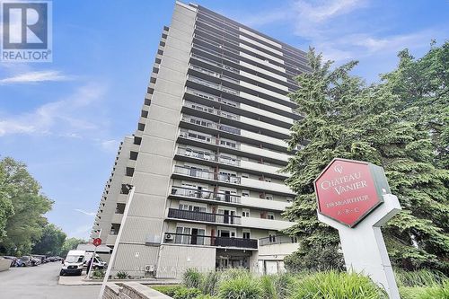 1607-158A Mcarthur Ave, Ottawa, ON, K1L7E7 | Card Image