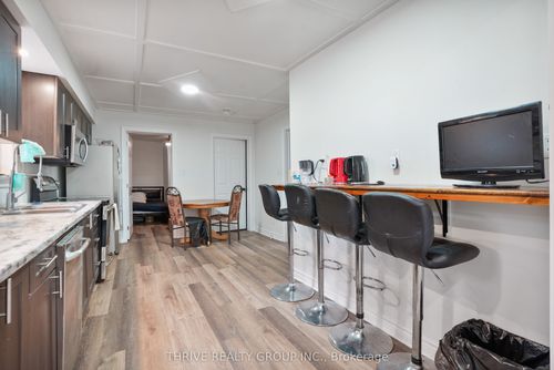 86 Wilson Ave, London, ON, N6H1X7 | Card Image