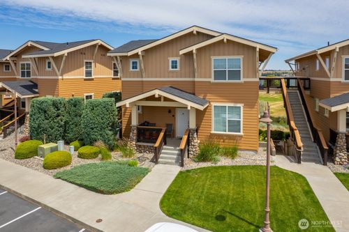 802-4395 Westshore Dr Ne, Moses Lake, WA, 98837-7923 | Card Image