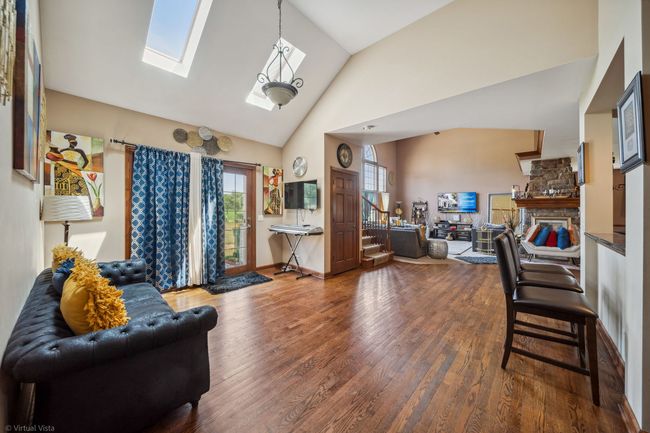 26200 W Chatham Dr, House other with 5 bedrooms, 3 bathrooms and 3 parking in Plainfield IL | Image 14