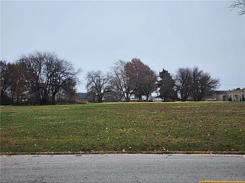 3198 N Charles St, Decatur, IL, 62526 | Card Image