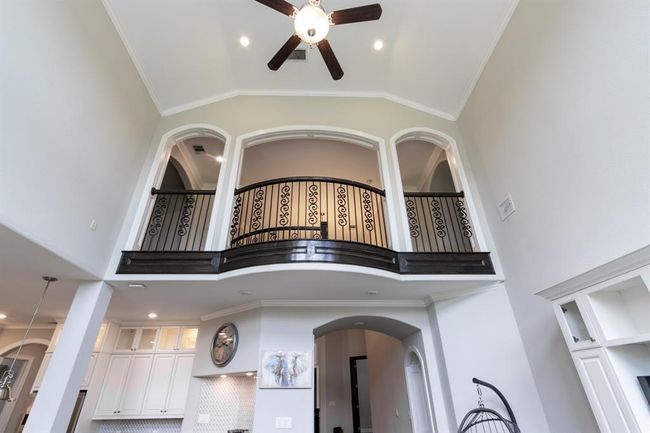 2218 Pleasant Hill Dr, House other with 5 bedrooms, 5 bathrooms and 3 parking in Friendswood TX | Image 39