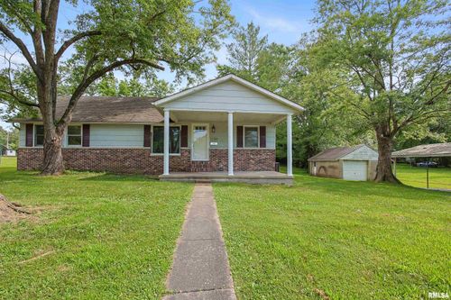 1130 W Webster St, Benton, IL, 62812-1548 | Card Image