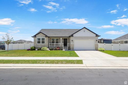 4764 N Gunsight Peak Dr, Eagle Mountain, UT, 84005-5441 | Card Image