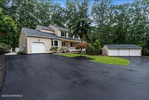 62 S New Prospect Rd, Jackson, NJ, 08527-1639 | Card Image