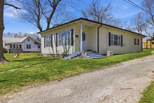 406 W Wishart St, Monett, MO, 65708-1912 | Card Image