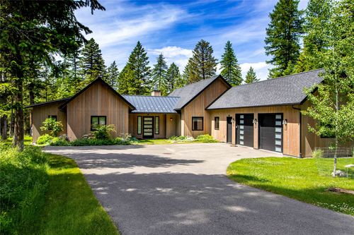 22 Hills Lookout Ct, Whitefish, MT, 59937-7519 | Card Image
