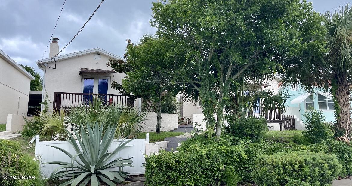 Peninsula Dr, Daytona Beach, FL 32118 #1