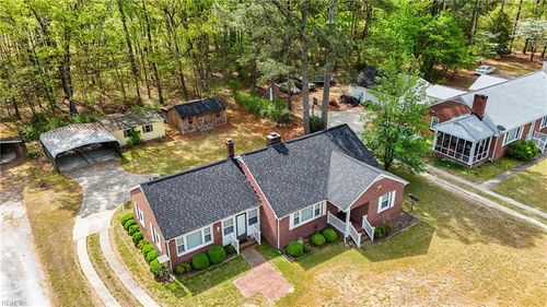 26502 Pinehaven Rd, Courtland, VA, 23837-2164 | Card Image