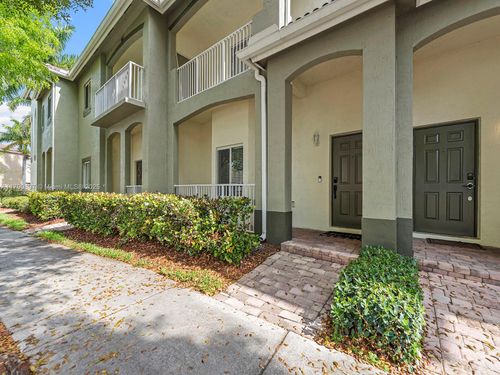 2352 Se 21st St, Homestead, FL, 33035-2074 | Card Image