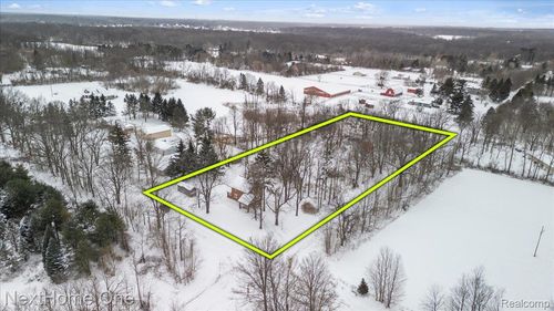 2981 Musson Rd, Howell, MI, 48855-8054 | Card Image