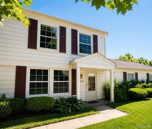2814 Willow Ct, Lake Orion, MI, 48360-1759 | Card Image