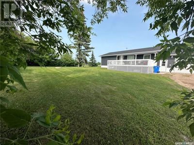 314 Railway Ave, House other with 5 bedrooms, 3 bathrooms and null parking in Carnduff SK | Image 3