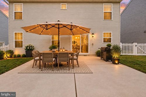 9103 Wood Creek Cir, FREDERICKSBURG, VA, 22407-9266 | Card Image
