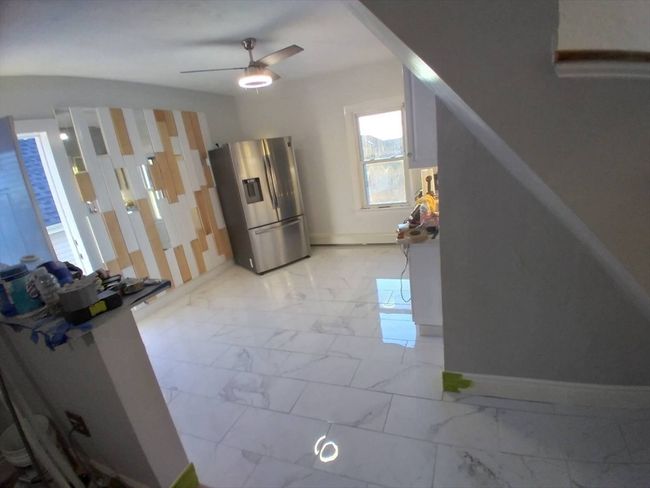 14 Russell St, Home with 6 bedrooms, 2 bathrooms and 5 parking in Everett MA | Image 10