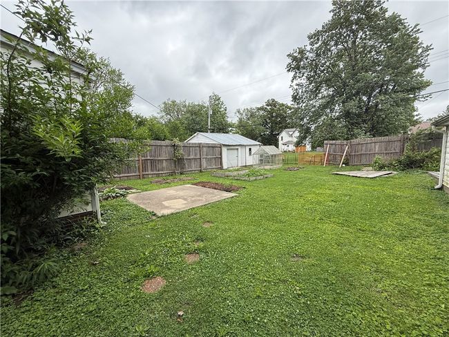 706 Douglas St, House other with 2 bedrooms, 1 bathrooms and null parking in Paris IL | Image 14