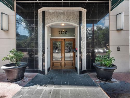 apt-4b-1120 Texas St, Houston, TX, 77002-3135 | Card Image