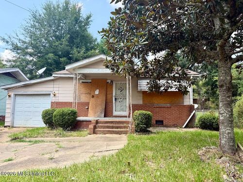1230 Marks Ave, Jackson, MS, 39213-7111 | Card Image