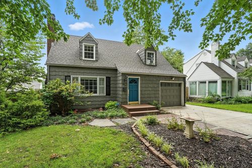 4919 58th St, Roeland Park, KS, 66205-2847 | Card Image
