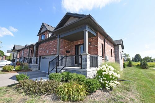 71-6 Ironwood Street, Haldimand, ON, N3Y4Z6 | Card Image