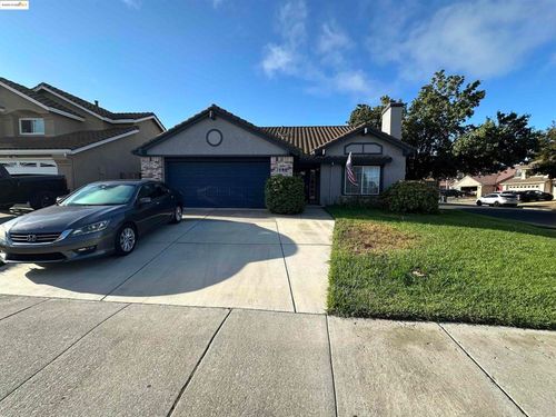 1590 Doe Trail Ln, Tracy, CA, 95376-5348 | Card Image