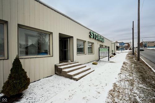 301, 303, 305 N Jackson Street, Greencastle, IN, 46135 | Card Image