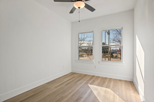 172 W 17 Th St, Townhouse with 3 bedrooms, 3 bathrooms and null parking in Mount Pleasant TX | Image 29