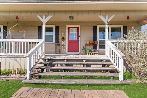 1320 Laredo Dr, Granbury, TX, 76048-6368 | Card Image