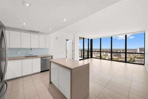 apt-3016-1600 Ne 1st Ave, Miami, FL, 33132-1276 | Card Image