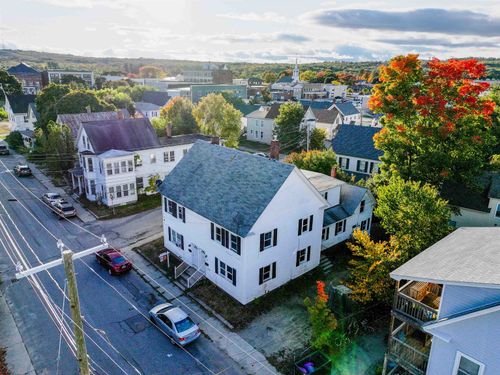 18 Bodwell St, Sanford, ME, 04073-3037 | Card Image