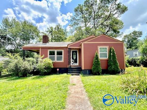 105 Delaware Blvd Nw, Huntsville, AL, 35811-1311 | Card Image