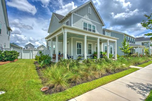 222 Symphony Ave, Summerville, SC, 29486-5445 | Card Image