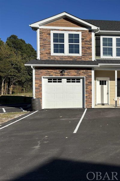 127D Moyock Landing Drive, Townhouse with 3 bedrooms, 2 bathrooms and null parking in Moyock NC | Image 1