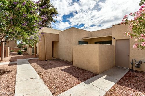 4213 Essex Green Ct, Las Vegas, NV, 89110-4538 | Card Image