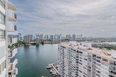 2601 - 2750 Ne 183rd St, Condo with 1 bedrooms, 1 bathrooms and null parking in Aventura FL | Image 2