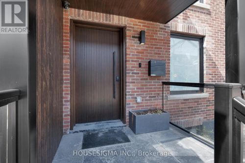 main-274 Roxton Road, Toronto (Palmerston-Little Italy), ON, M6G3P9 | Card Image
