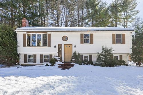 10 Colleen Way, East Bridgewater, MA, 02333-1352 | Card Image
