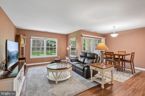 203-2 Rumford Dr, CATONSVILLE, MD, 21228-6219 | Card Image